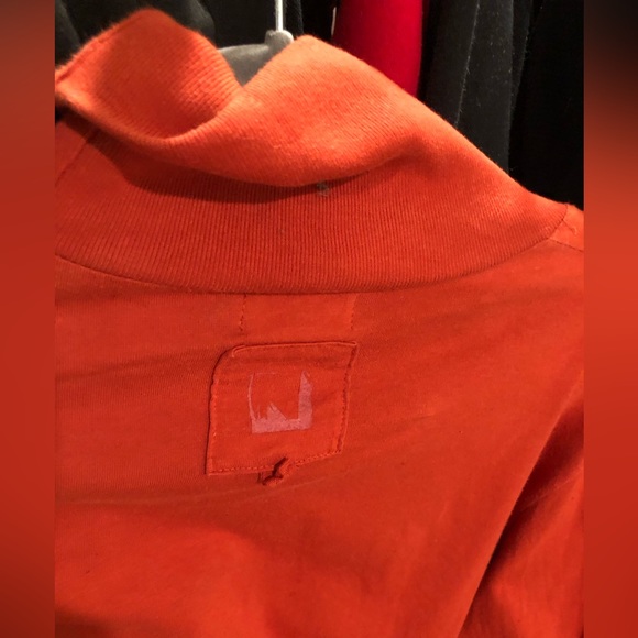Burnt Orange Turtle Neck Colombian plate Med sweater - Picture 2 of 10